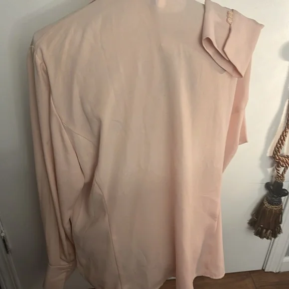 Top - Picture 6 of 8